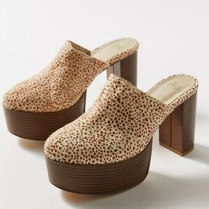 Urban Outfitters Womens UO Ellie Calf Hair Platform Mule Retro Y2K Size 10